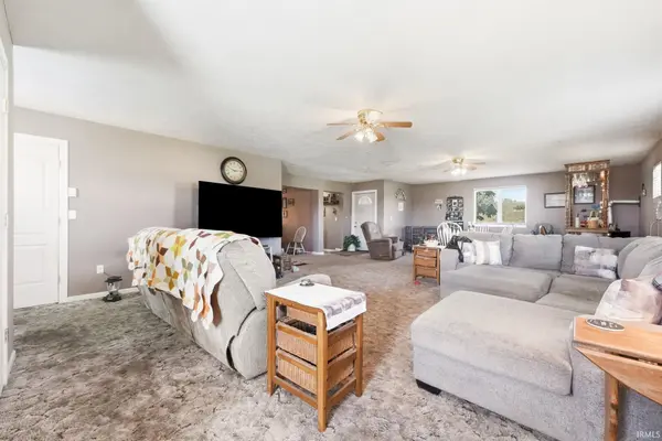 2081 W state road 28 ***, Ridgeville, IN 47380