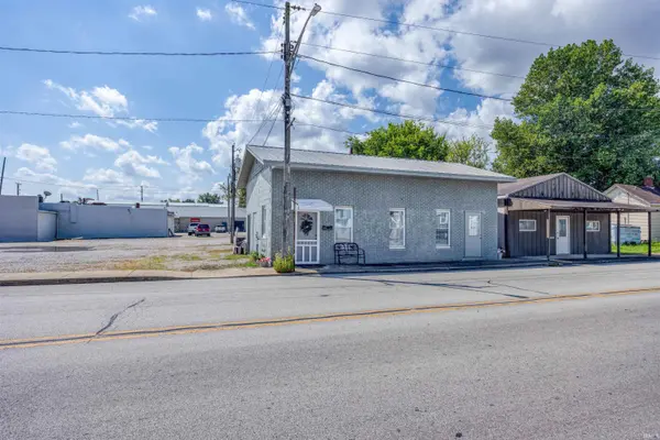 106 W Medcalf ST, Dale, IN 47523
