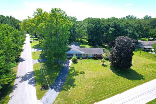 6278 E Woodhaven CT, Monticello, IN 47960
