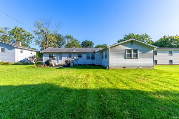 6632 Clovercrest DR, Fort Wayne, IN 46815