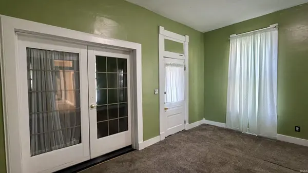908 W Fourth ST, Mount Vernon, IN 47620-1624
