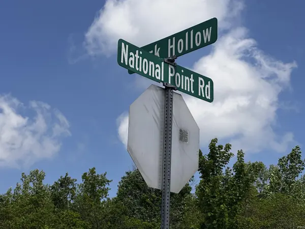 7084 S National Point RD, Bloomington, IN 47403