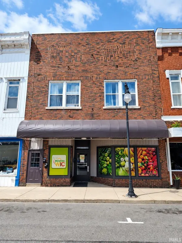 15 N Main ST, Knox, IN 46534