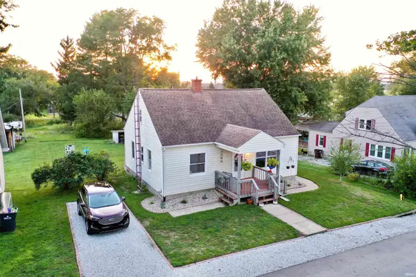 2248 S Wells ST, Vallonia, IN 47281