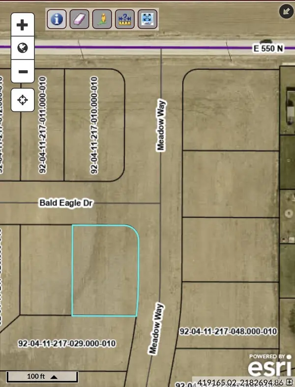 1007 Bald Eagle DR, Churubusco, IN 46723