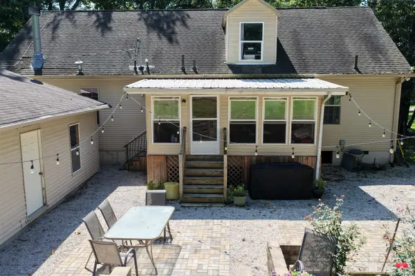 984 NE Main Street ***, Paoli, IN 47454