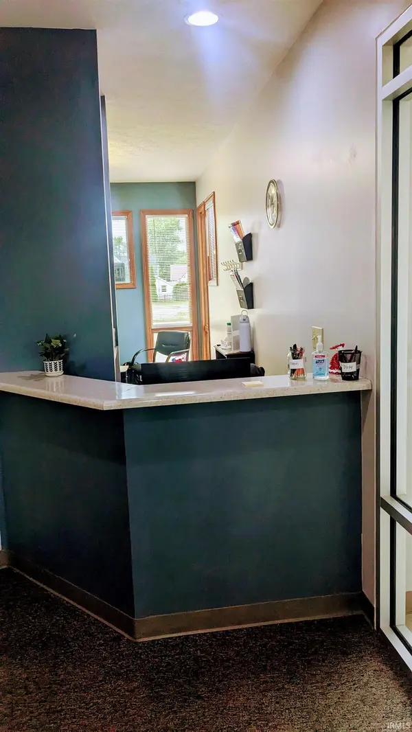 101 N Cross ST, Waveland, IN 47989