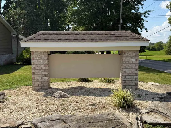 6264 Sandpit Road ***, Bedford, IN 47421