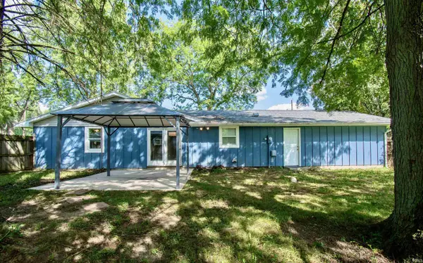 110 Cedar ST, Kendallville, IN 46755