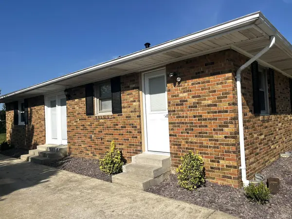 4933 Richmond DR #A, Newburgh, IN 47630