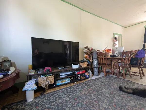 906 Emison AVE, Vincennes, IN 47591