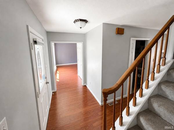 50985 Sturdy Oak LN, Granger, IN 46530