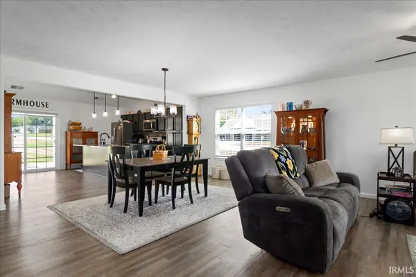 654 S Cathy DR, Princeton, IN 47670
