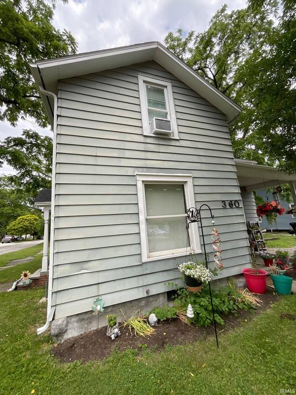 360 W 9th ST, Auburn, IN 46706