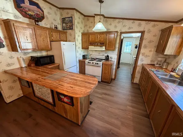 8066 S 25 W ***, Fort Branch, IN 47648