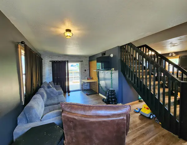 0707 S Oakwood DR, Cromwell, IN 46732