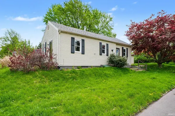 202 E Oakside ST, South Bend, IN 46614
