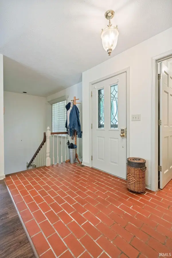 3295 WOODHAVEN TRL, Kokomo, IN 46902