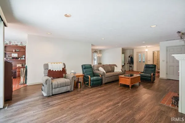 3295 WOODHAVEN TRL, Kokomo, IN 46902