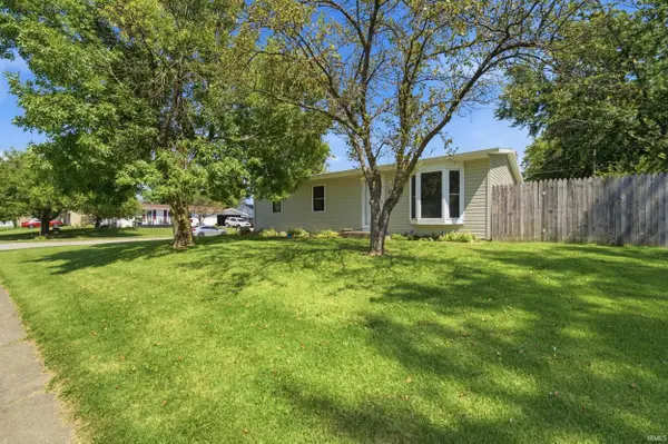 1013 Beaumont DR, Lafayette, IN 47905-4312