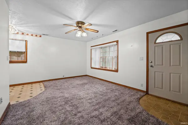 3166 Longlois DR, Lafayette, IN 47904