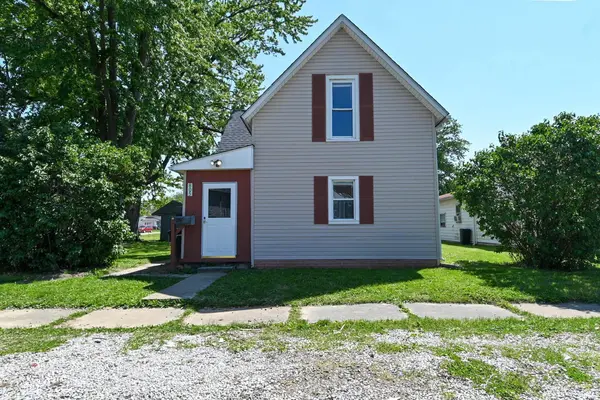 805 S 17th ST, Elwood, IN 46036