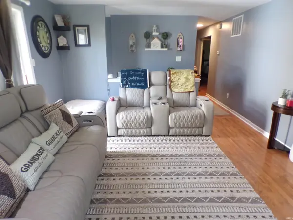 6903 Cassell DR, Greentown, IN 46936