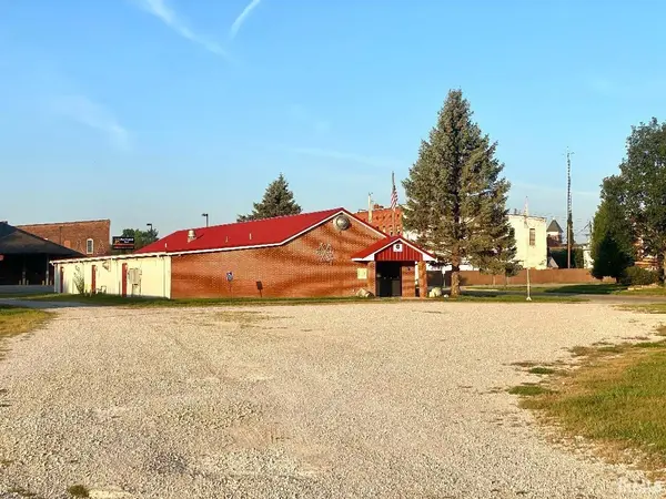 25 N Commercial ST, Worthington, IN 47471