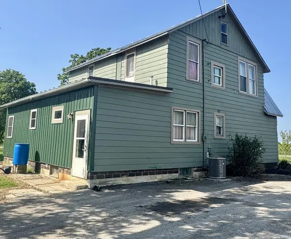 6401 S Como RD, Portland, IN 47371
