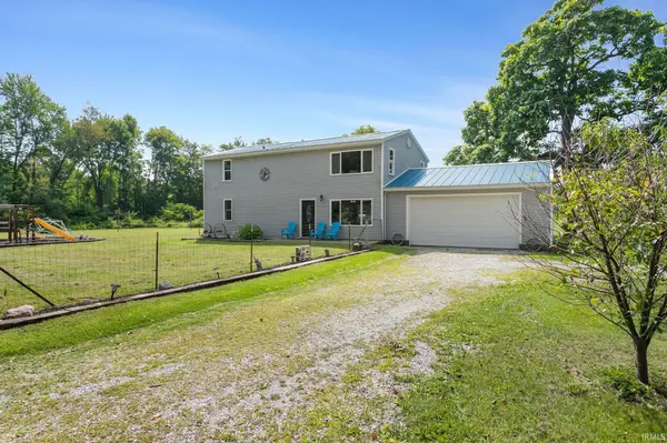 10374 Douglas RD, Osceola, IN 46561