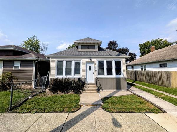 2617 Dunham ST, South Bend, IN 46619