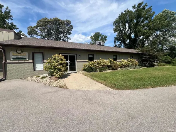2051 W Fountain DR, Bloomington, IN 47404