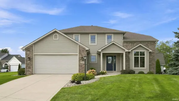 9327 Sugar Mill DR, Fort Wayne, IN 46835-9695