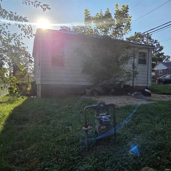 1420 FRANKLIN ST, Tell City, IN 47586