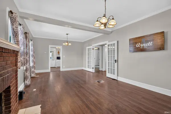 302 E Locust ST, Fort Branch, IN 47648