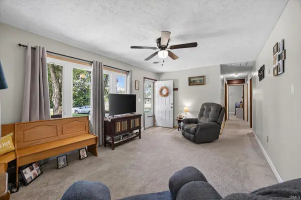 102 Juliet LN, Bedford, IN 47421