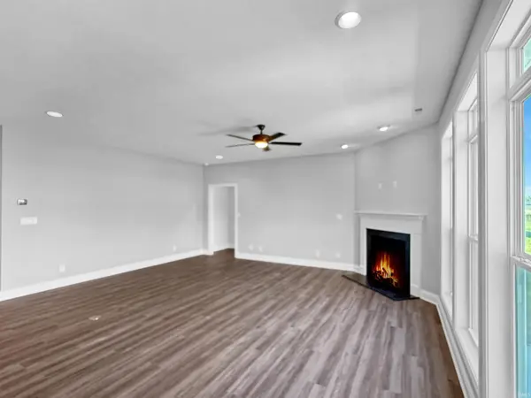 18 Hayloft DR, West Lafayette, IN 47906