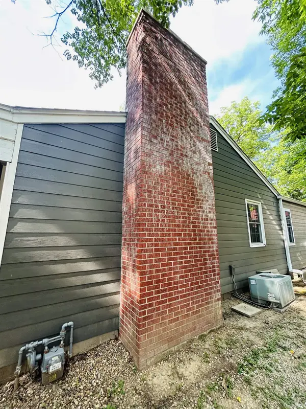 307 Greenwood AVE, Greencastle, IN 46135-1334