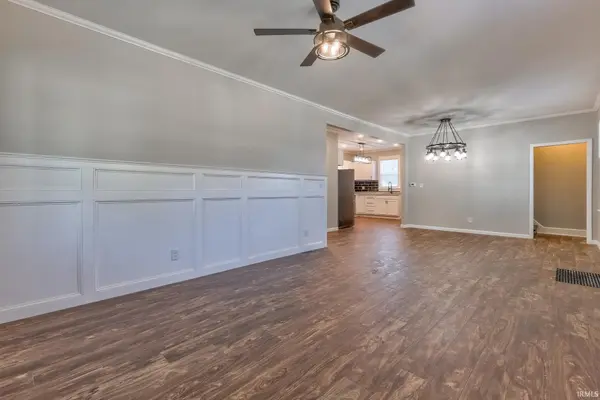 1305 E Walnut ST, Evansville, IN 47714-1117