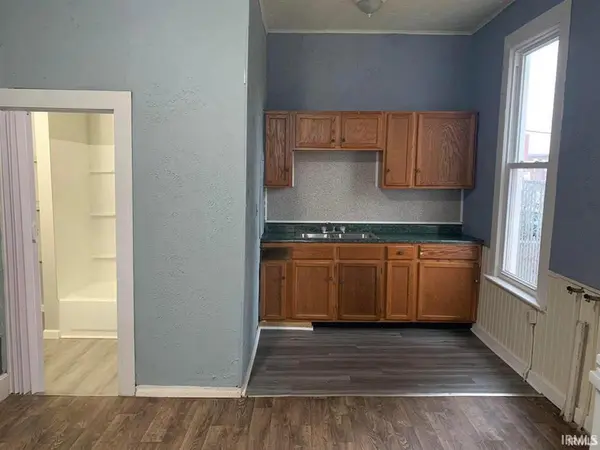 1117 W Illinois ST, Evansville, IN 47710