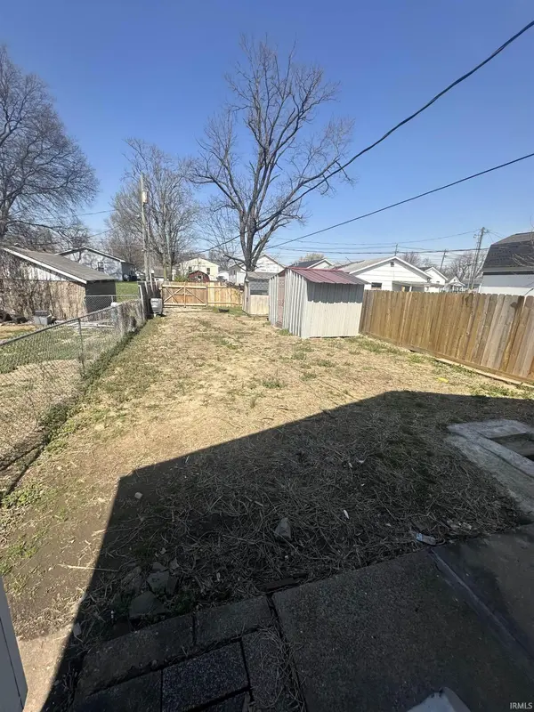 1513 Dresden ST, Evansville, IN 47710