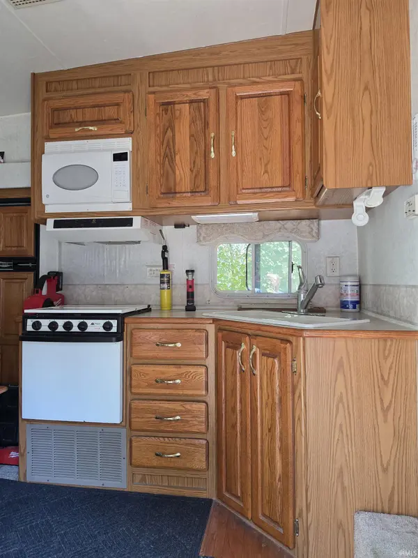 6686 Hickory Ridge RD, Shoals, IN 47581-7700