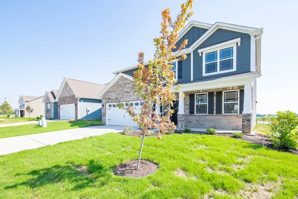 5811 Flat Hill DR, Indianapolis, IN 46239