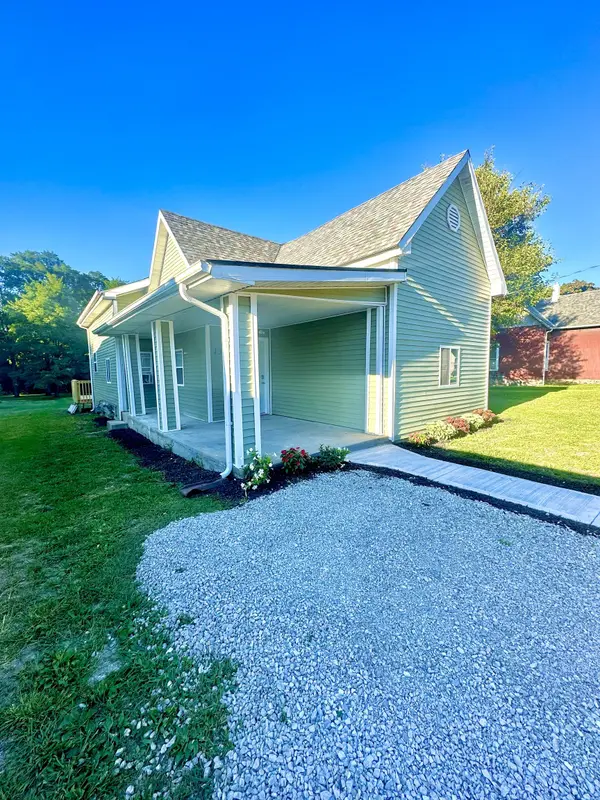 1332 E Gilbert ST, Muncie, IN 47305