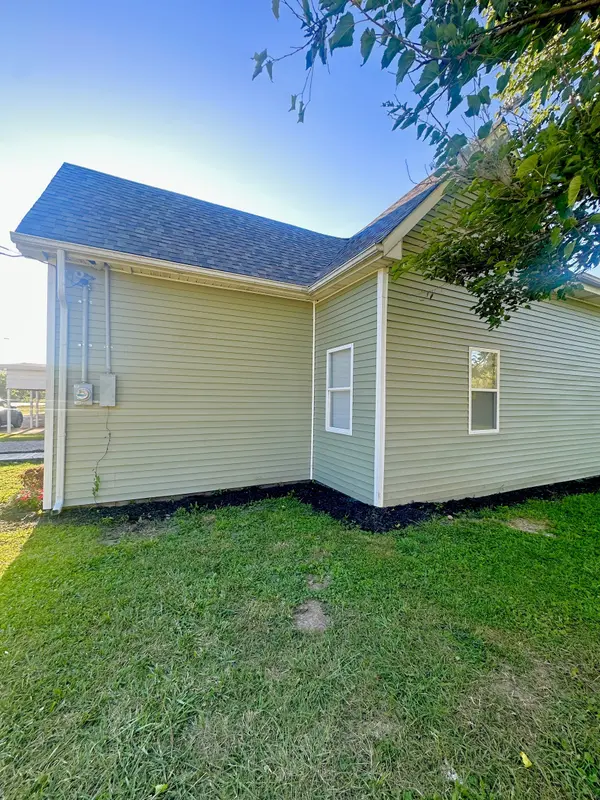 1332 E Gilbert ST, Muncie, IN 47305