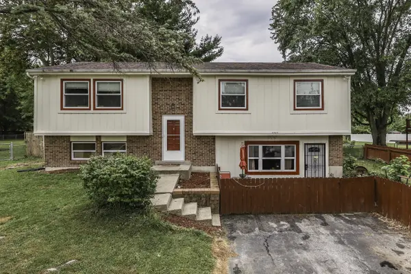3935 Mistletoe DR, Indianapolis, IN 46237