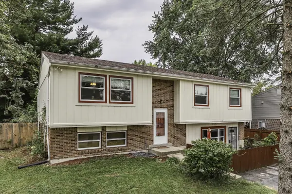 3935 Mistletoe DR, Indianapolis, IN 46237