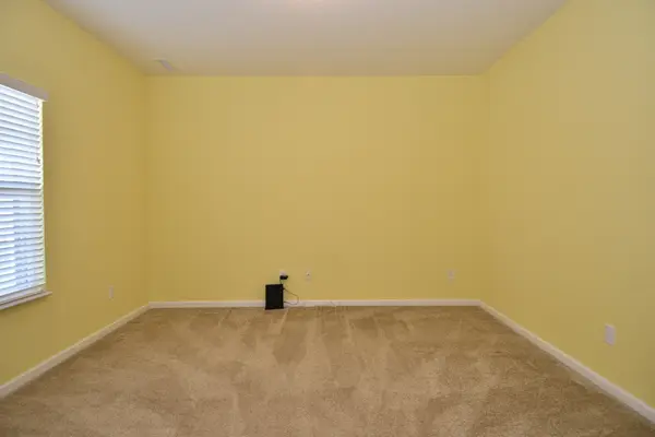 6873 W Cedarwood CIR, Mccordsville, IN 46055