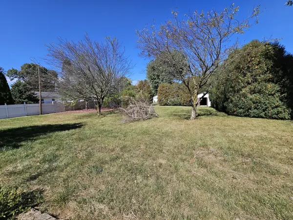 5254 Mount Pleasant South ST, Greenwood, IN 46142