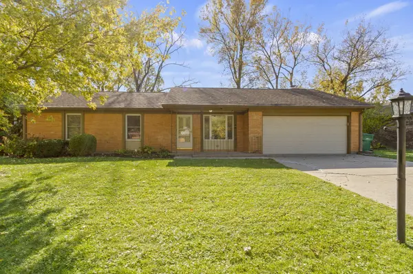 1649 Northbrook DR, Indianapolis, IN 46260